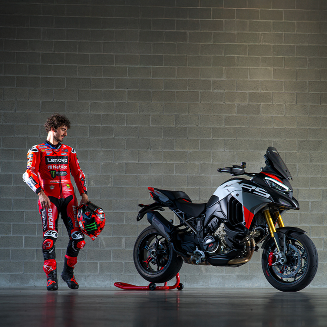 Ducati Rental — obserwuj nas na Facebooku